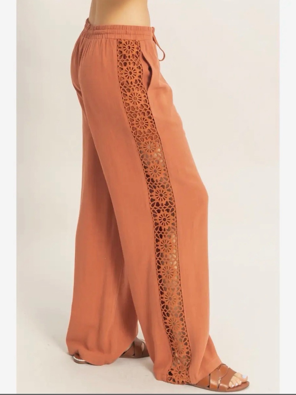 Crotchet Trim Pants